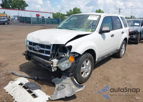 2011 Ford Escape Xls из США, поврежденный, VIN 1FMCU0C70BKB58478